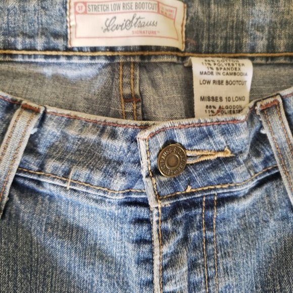 Levi Strauss Signature - Stretch - Low Rise Bootcut - Misses 10 Long - Picture 2 of 10